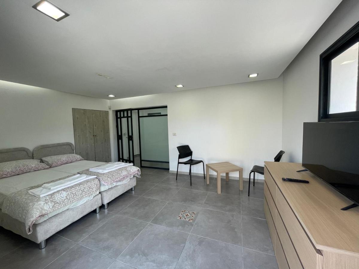 Laila'S Boutique Apartment Haifa Esterno foto